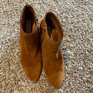 Steve Madden Pointed Toe Ankle Boots